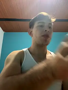 AlexanderBianchi2's cam snapshot