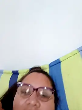 HotXXXgirl_01's cam snapshot