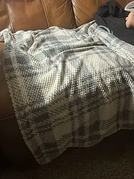 Dr3wg4oh2's cam snapshot