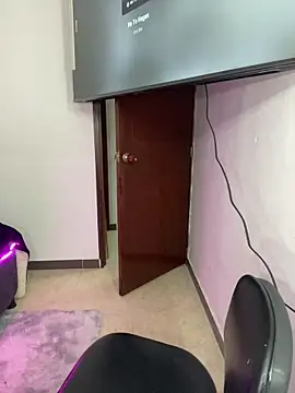 Charlotte_cutt18's cam snapshot