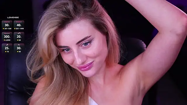 Naughty-Kitty1's cam snapshot