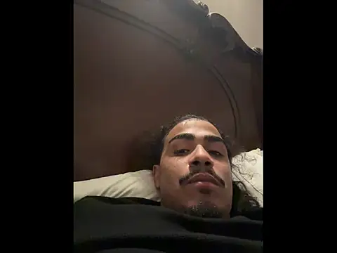 jamesx14877 live sex cam