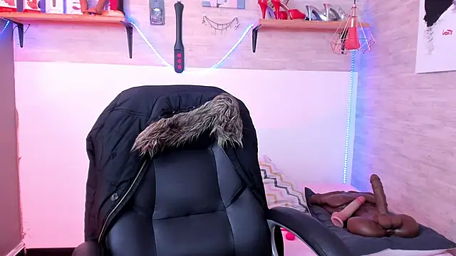 MaturePure's cam snapshot