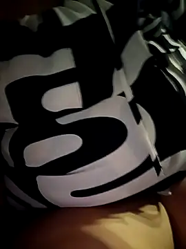 hellenzinhadelicinha's cam snapshot