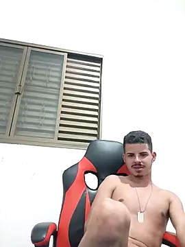 Caiomoretto live sex cam