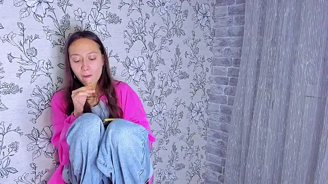 EllaSky_xoxo's cam snapshot