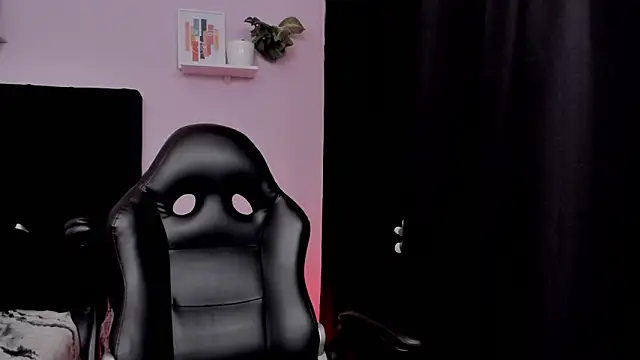 emmabridgerton's cam snapshot