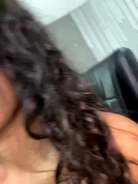 KaitlynLoveCam live sex cam