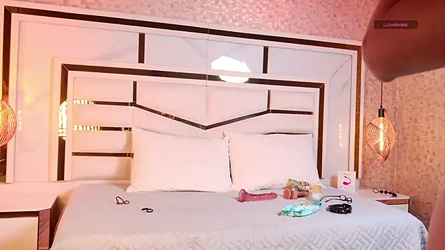 crystal_gilton's cam snapshot