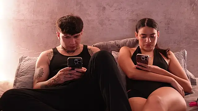 Nicky_and_Blake's cam snapshot