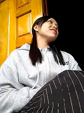 TMay6091's cam snapshot