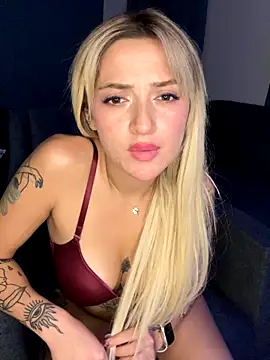 yaprakmericc live sex cam