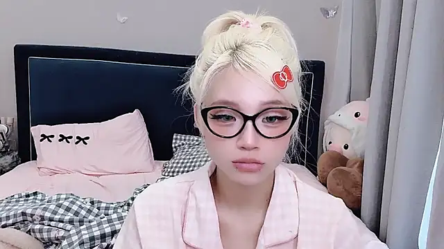 _Gwendolyn_'s cam snapshot