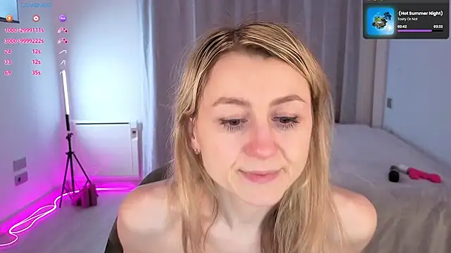 __Milana____'s cam snapshot