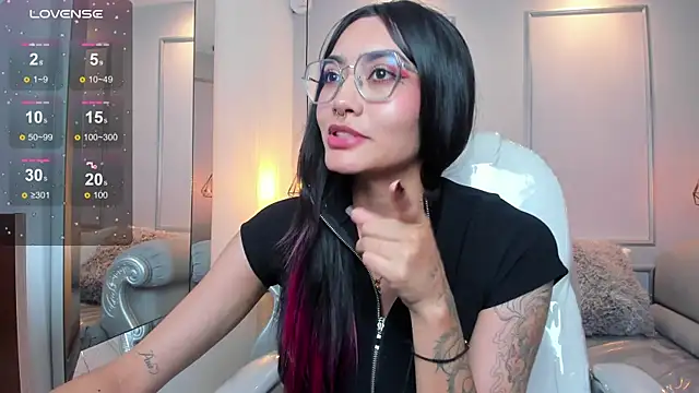 AzuraKindong live sex cam