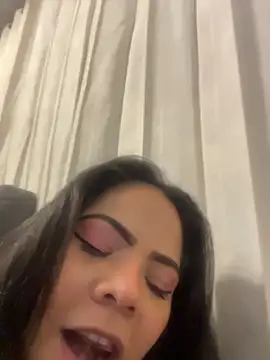 ROUSE_SINCLAIR's cam snapshot