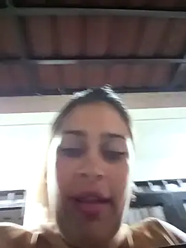 Latina_sexy1's cam snapshot