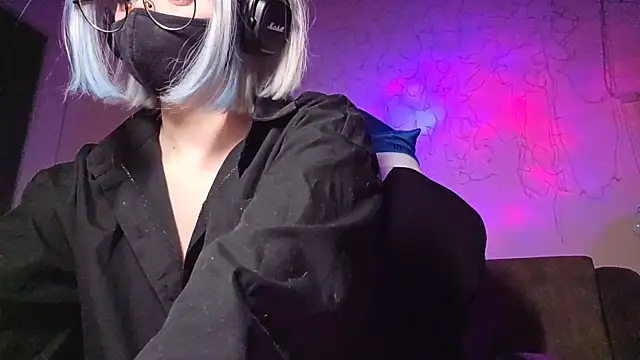 DanaWard's Stripchat show and profile