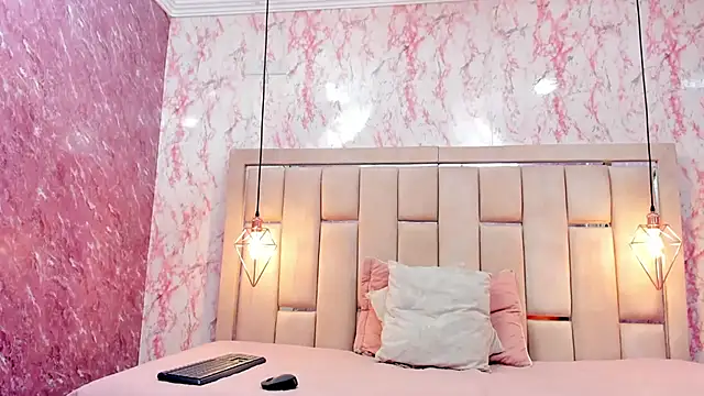 WILD_FIREE_'s cam snapshot