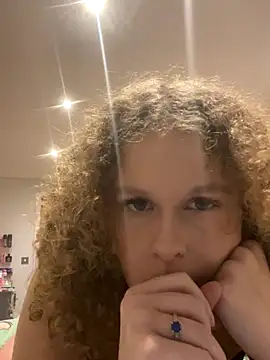 Bellaxo_1's cam snapshot