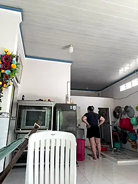 Alinat_'s cam snapshot