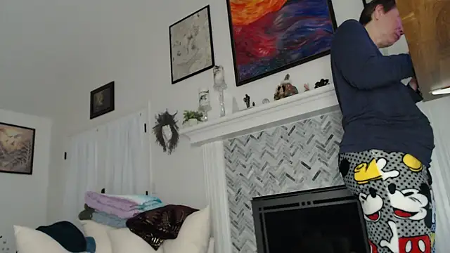 AuroraWillows's cam snapshot