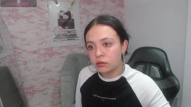 eden_vice_t's cam snapshot