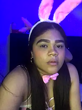 2moons_full_of_love's cam snapshot