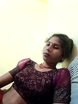 Veshali_Love143's cam snapshot