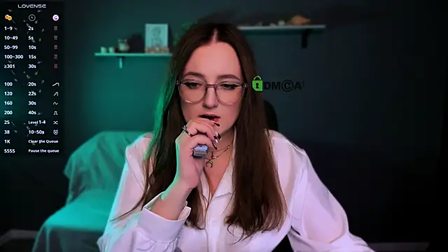 luna_berryy's cam snapshot