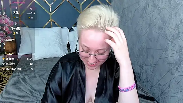 AlexandraGreen's cam snapshot