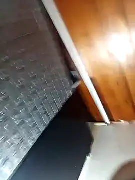 Kingbigcock23cm live sex cam