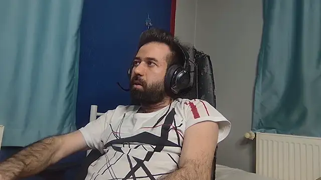 hairybearcb's cam snapshot