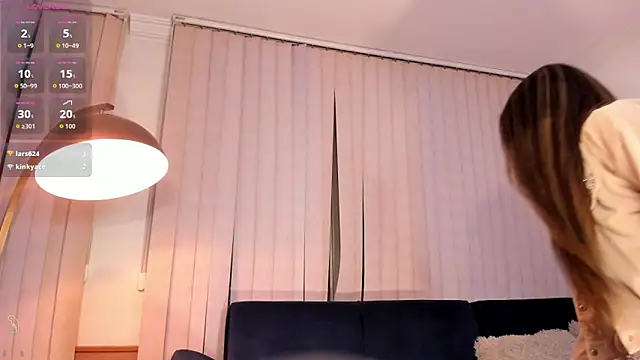 zara_smtih's cam snapshot