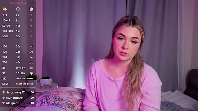 AliaBuerstatte's cam snapshot