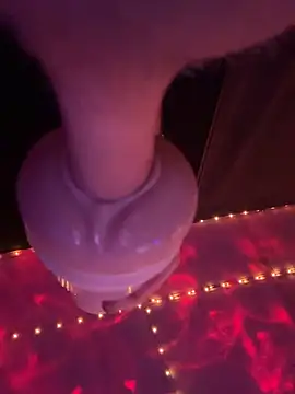 GenitalWars's cam snapshot