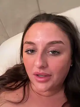 Playfulvixen25's cam snapshot