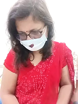 Mahira_sharma01's cam snapshot