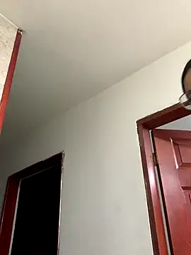 Naomii2's cam snapshot