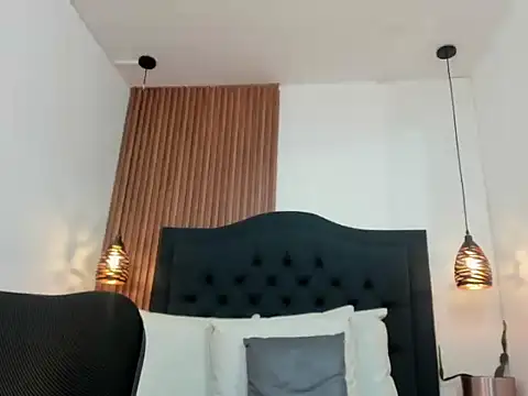 Hamilton_0's cam snapshot