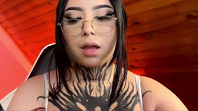 _Morrigan_'s cam snapshot