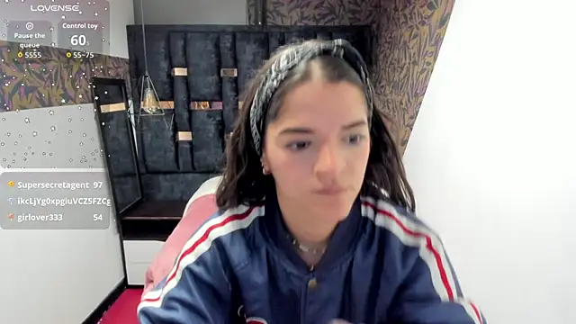 Mia_Carter__'s cam snapshot