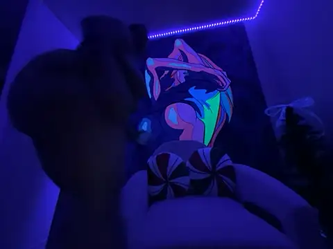 Thickarella420 live sex cam