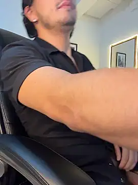 Elian_savoy live sex cam