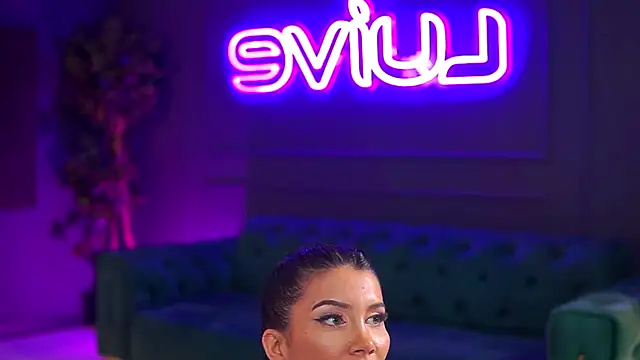 YuliaDesirevska's cam snapshot