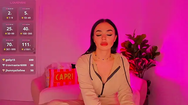 TiaBelle's cam snapshot