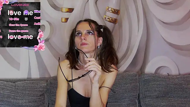 hailey_peach's cam snapshot