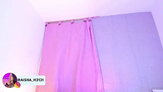 aisha_h_'s cam snapshot