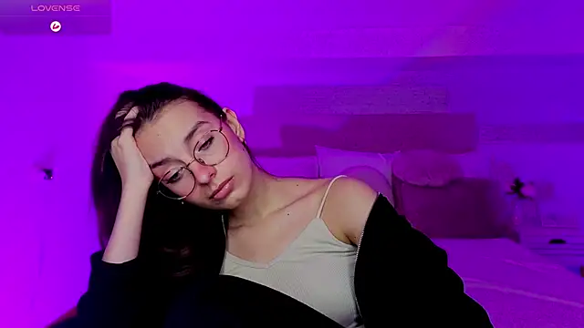 Real_cutie1's cam snapshot