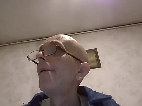 mariusica1@xh's cam snapshot